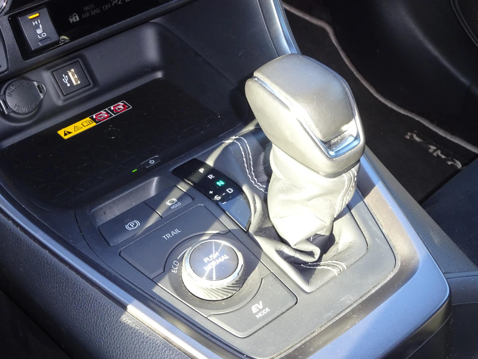 Toyota Rav4 2.5 HEV GR SPORT  4x4 | 360  | TOP  | Mobile.bg   13