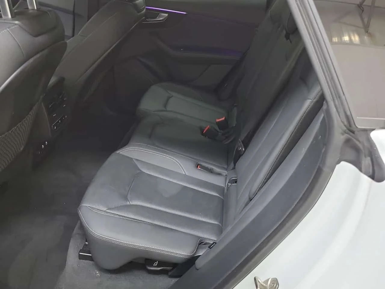 Audi Q8 * Progressiv * CARFAX * ЦЕНА ДО БГ - изображение 3