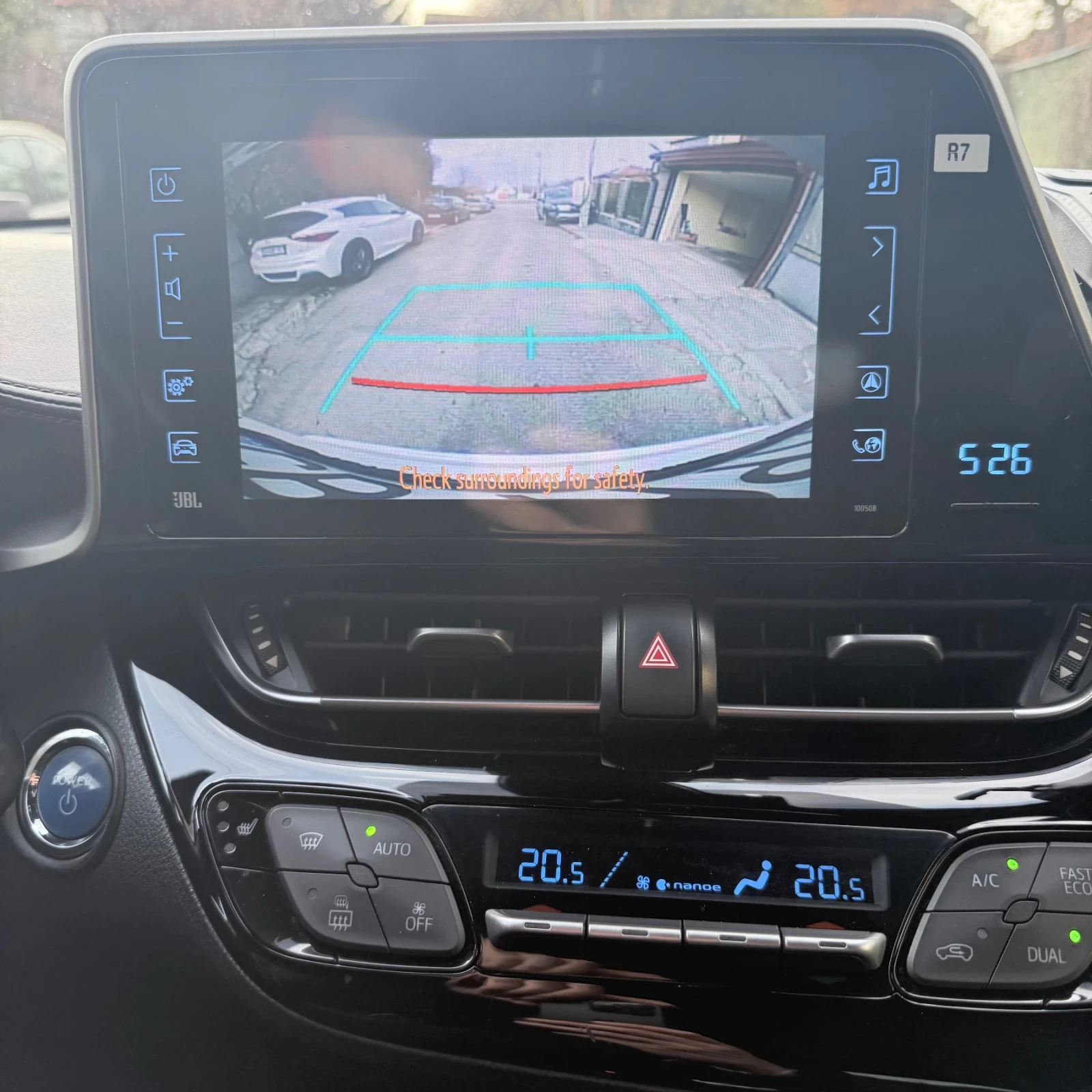 Toyota C-HR, снимка 12 - Автомобили и джипове - 53964473