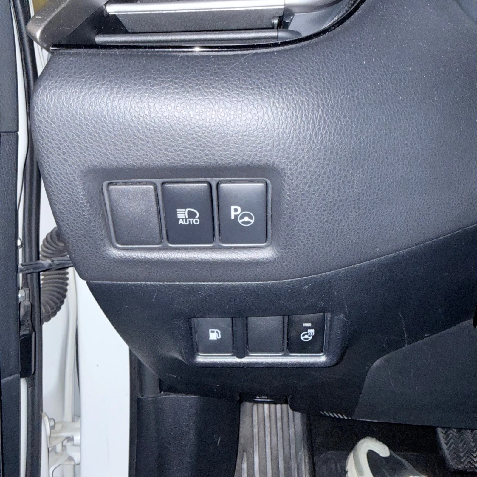 Toyota C-HR, снимка 9 - Автомобили и джипове - 53964473