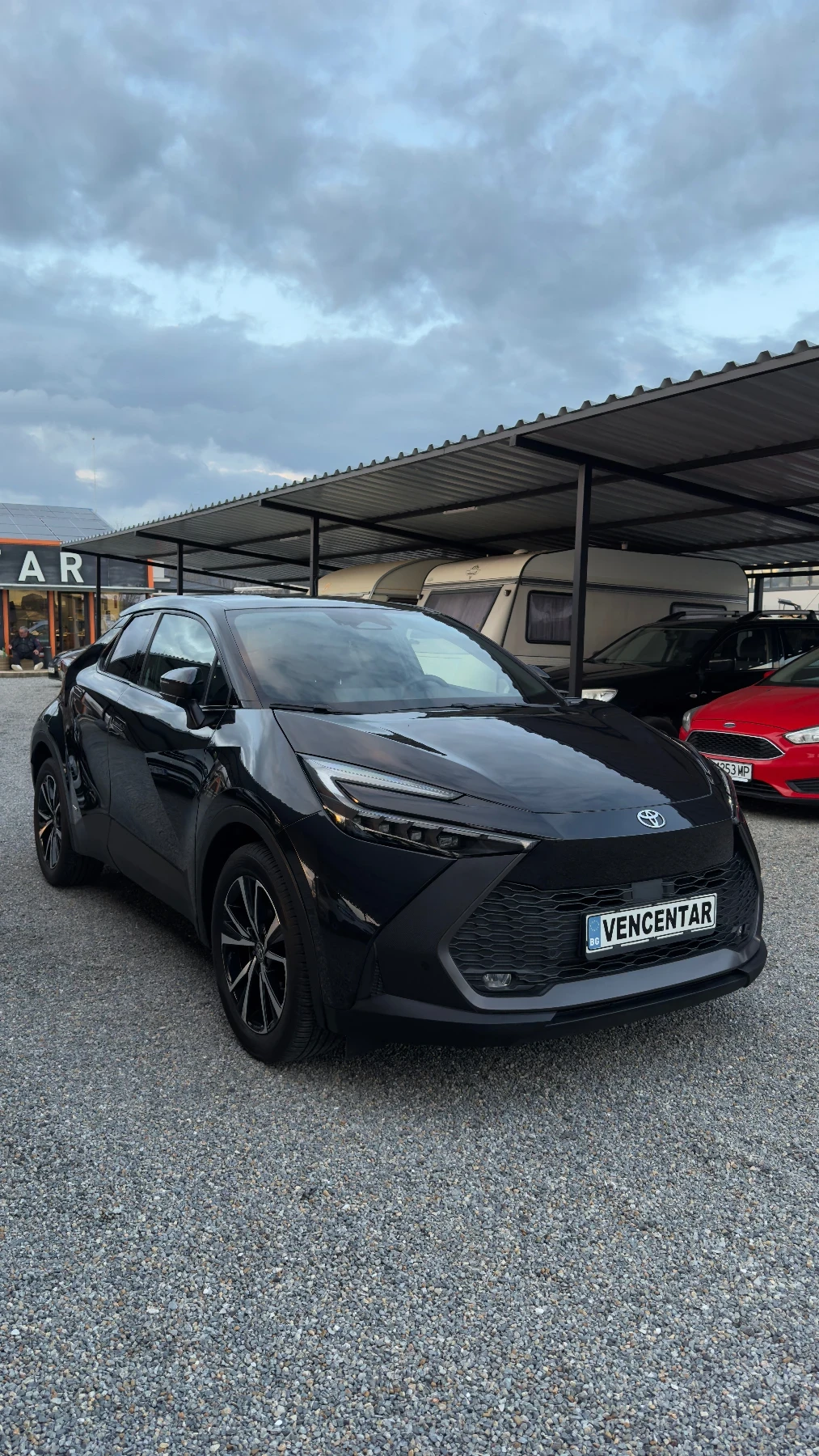 Toyota C-HR 4x4, 2.0HEV, 197ks, снимка 10 - Автомобили и джипове - 54088430