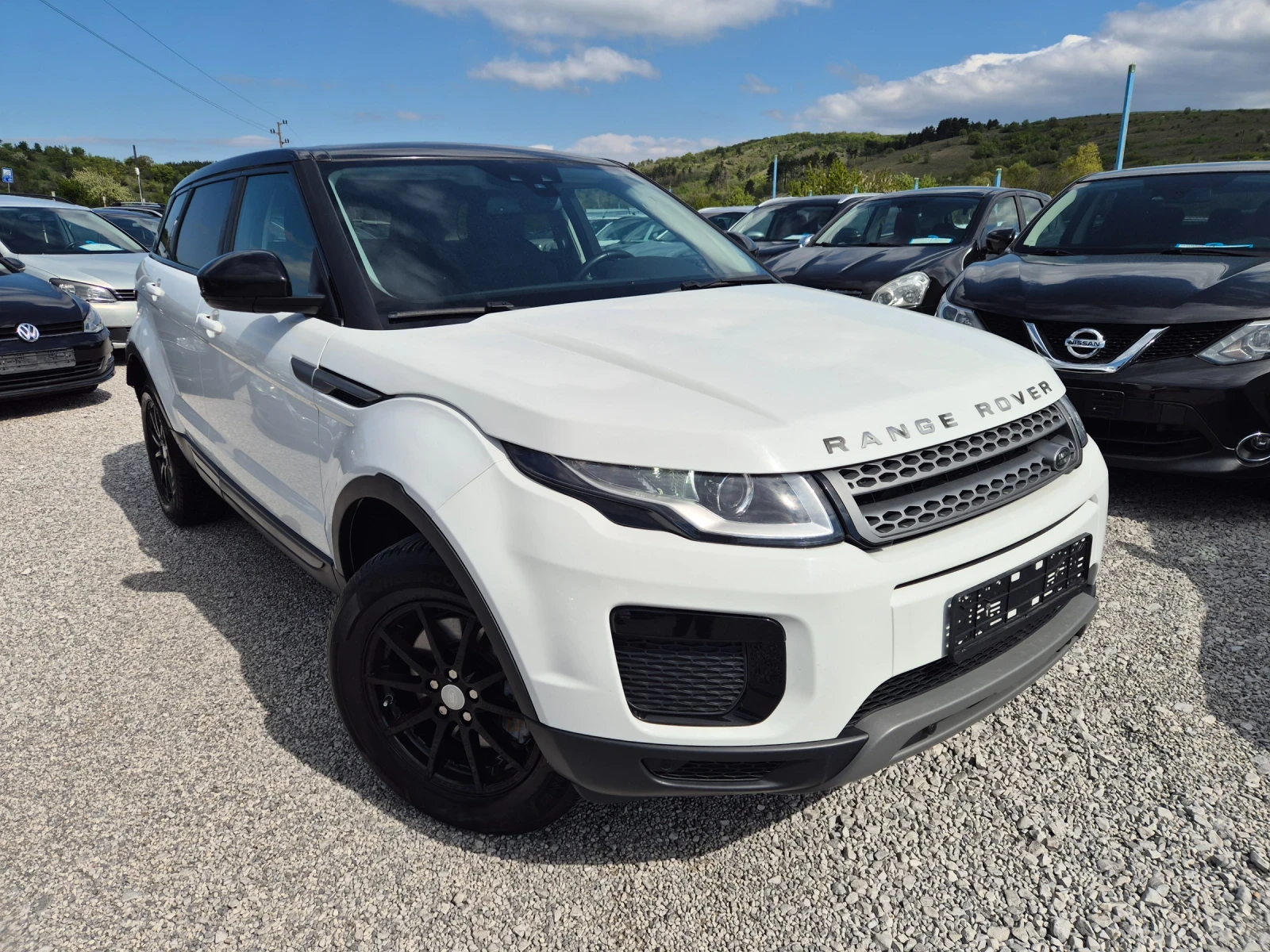 Land Rover Range Rover Evoque 2.0 D 4x4, снимка 2 - Автомобили и джипове - 54392636