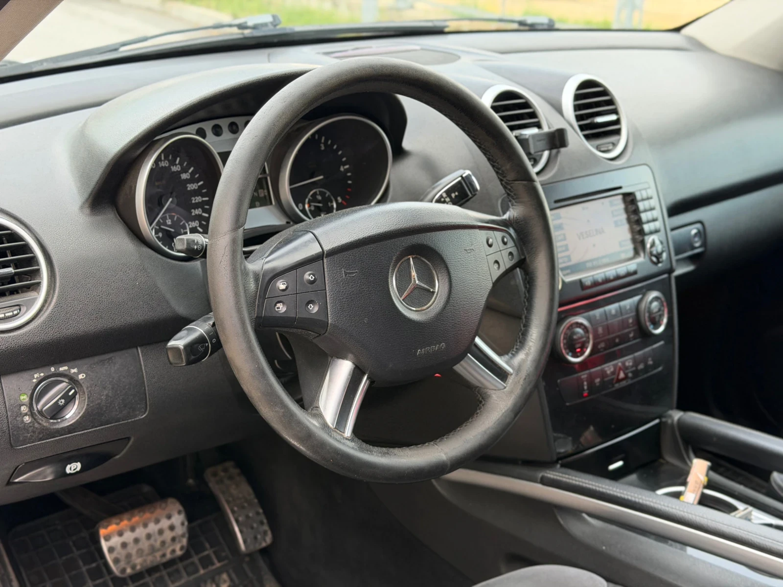 Mercedes-Benz ML 320, снимка 7 - Автомобили и джипове - 54728862