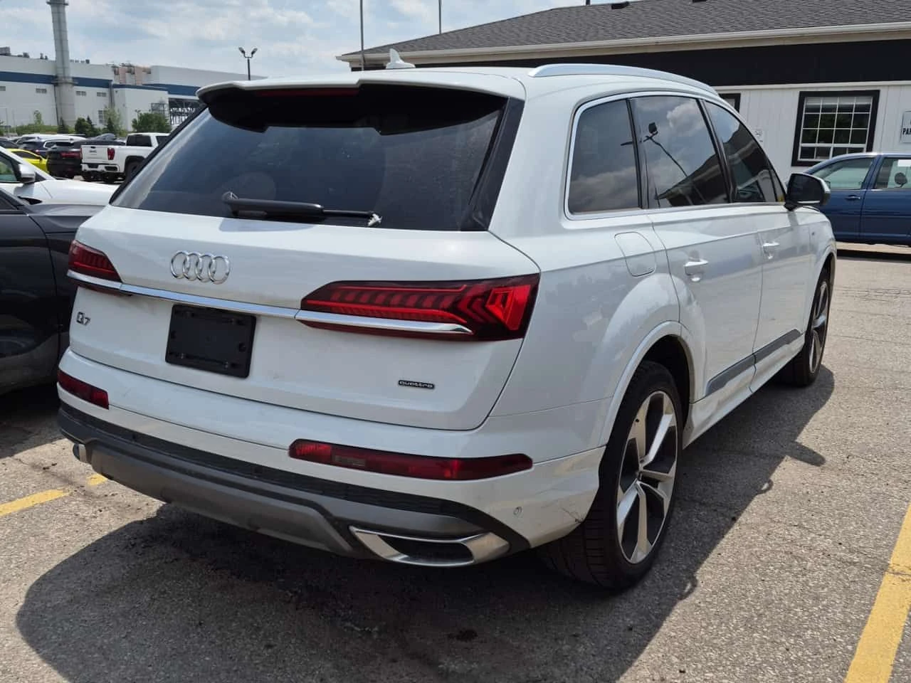 Audi Q7 55TFSI * S-Line * PROGRESSIV * CARFAX * Oт VW * , снимка 3 - Автомобили и джипове - 54941092
