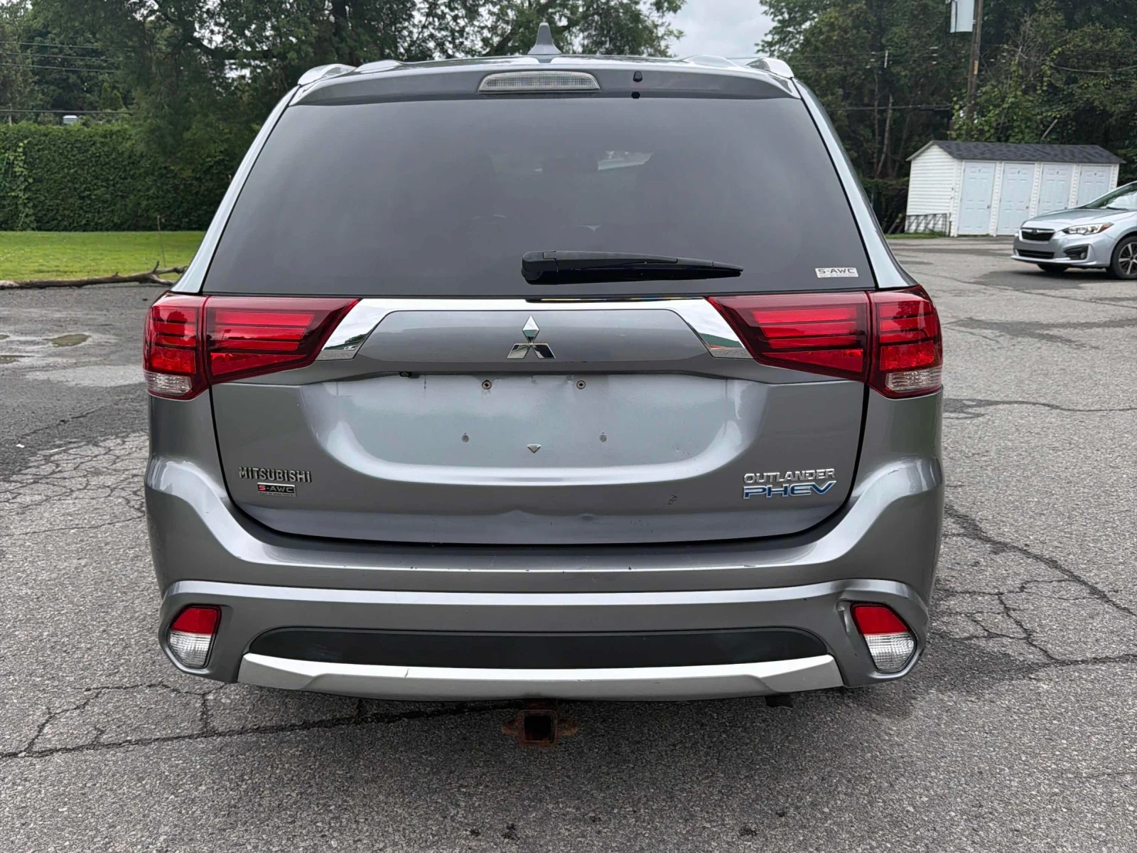 Mitsubishi Outlander PHEV* S-AWC* Подгрев* Задна камера* Keyless* , снимка 5 - Автомобили и джипове - 55562323