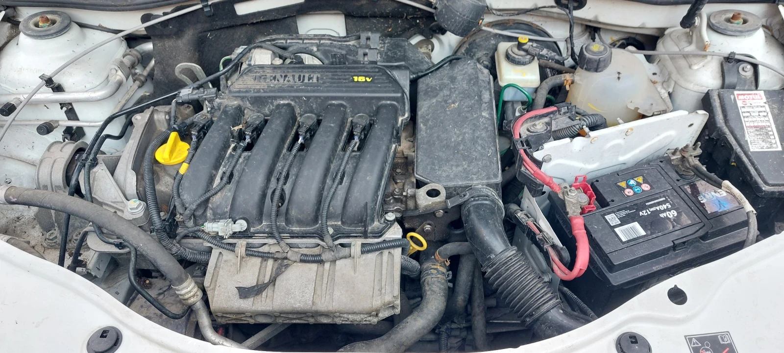 Dacia Duster 1.6 16V 4x2 44000km, снимка 7 - Автомобили и джипове - 55825256