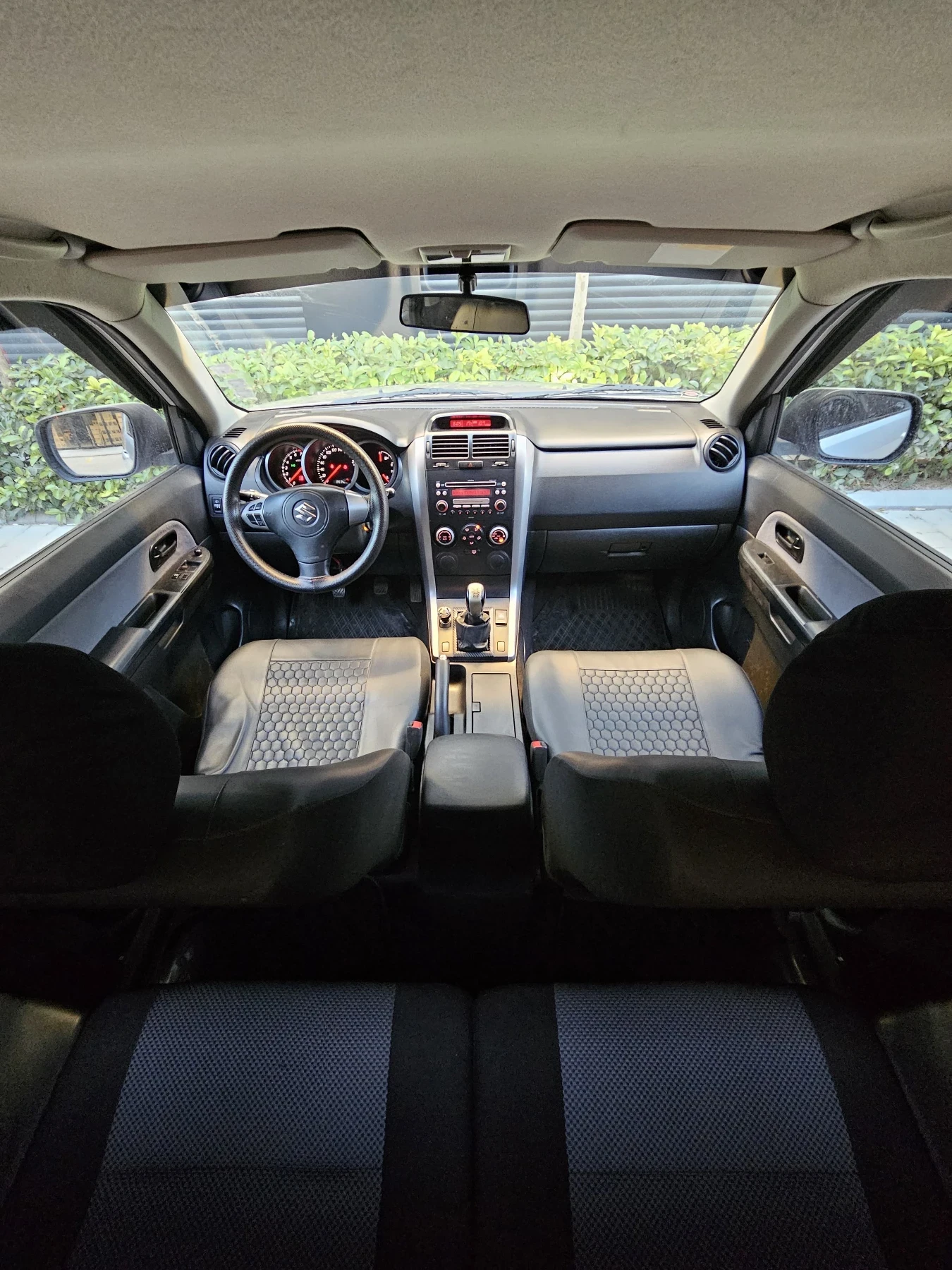 Suzuki Grand vitara Бензин газ, снимка 9 - Автомобили и джипове - 56377736