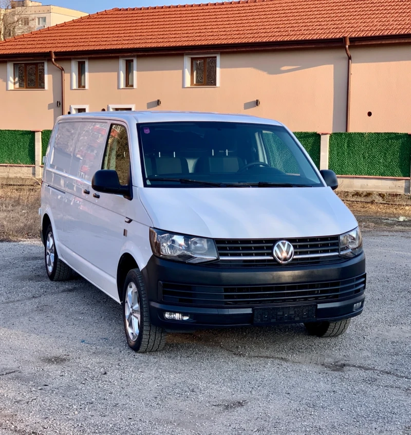 VW T6 2019г* EU6* MAXII БАЗА* ДВОЕН КЛИМАТИК* 17 ДЖАНТИ, снимка 9 - Бусове и автобуси - 49321628