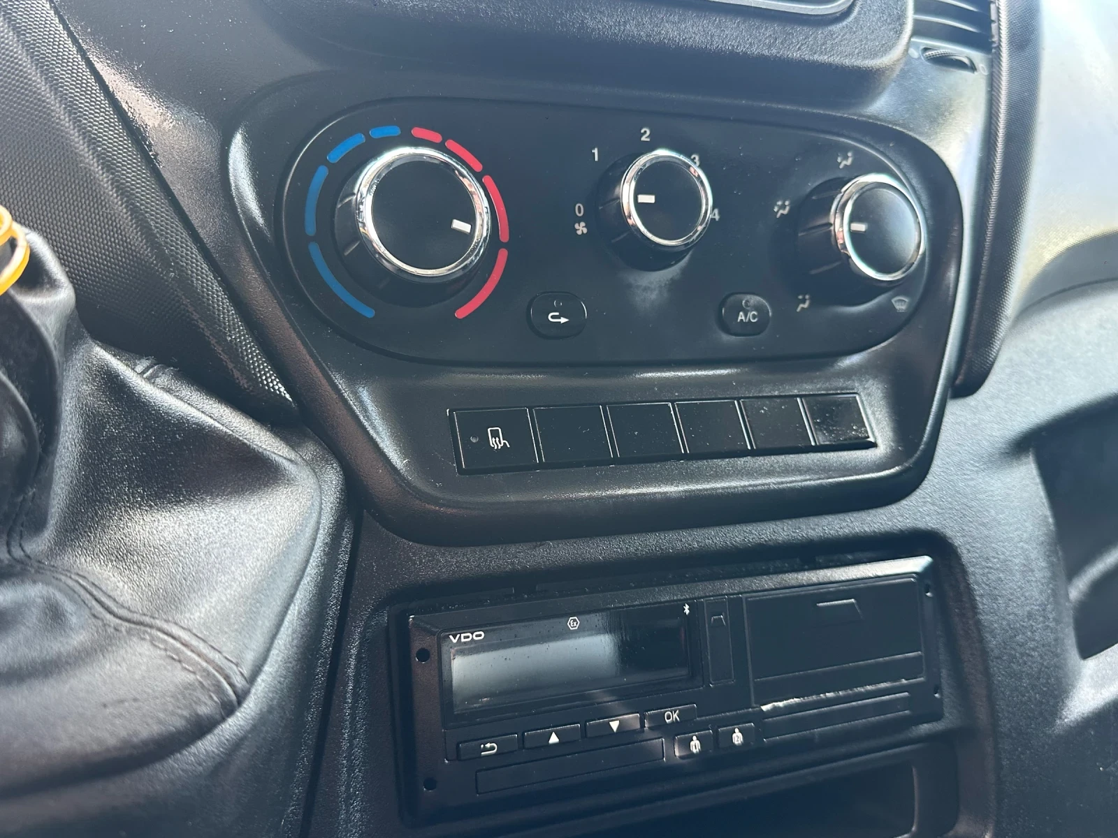 Iveco 35c15, снимка 12 - Бусове и автобуси - 53002142