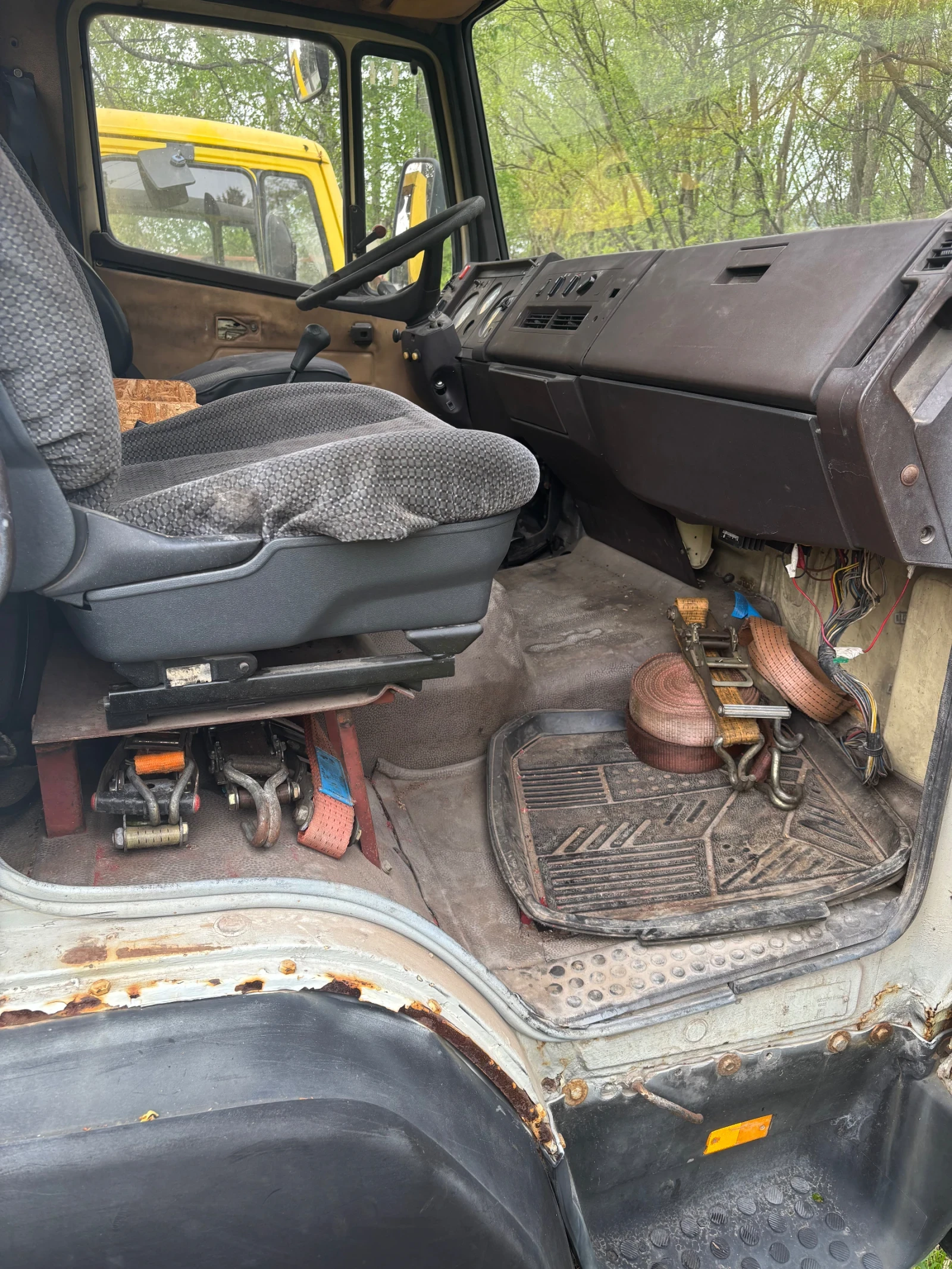 Mercedes-Benz 709 Пътна помощ, снимка 14 - Камиони - 54494230