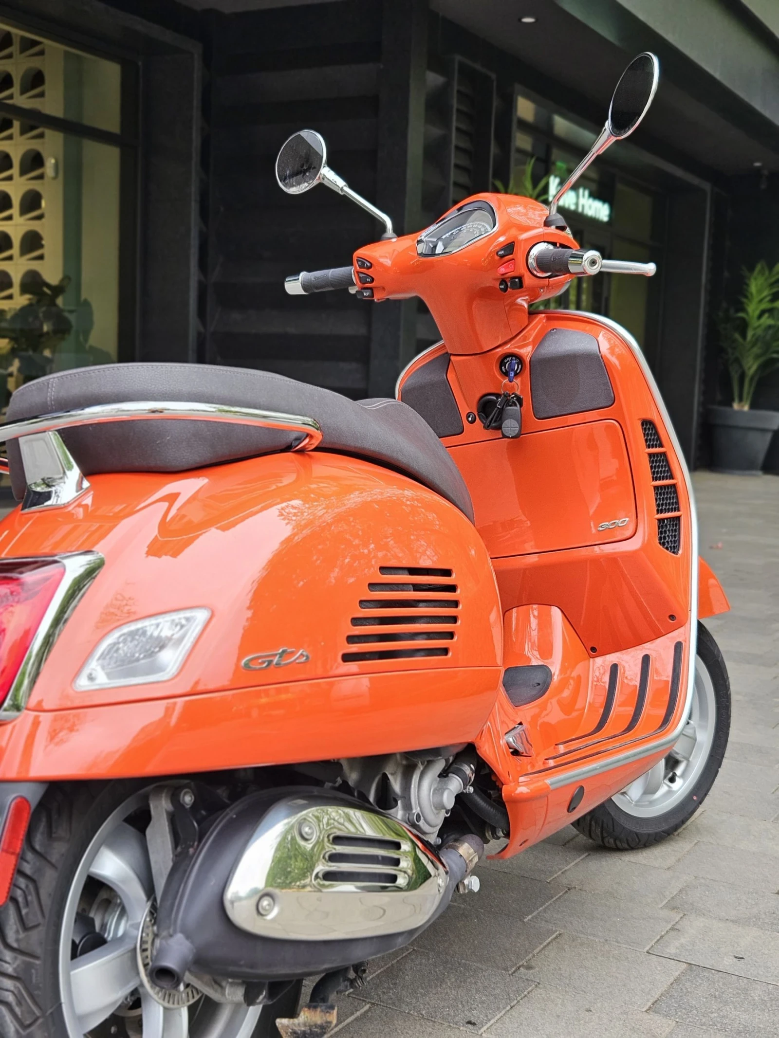 Vespa 300 Чисто нов!  Още различни Веспи !, снимка 9 - Мотоциклети и мототехника - 54735599