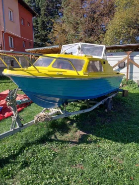 Лодка Hobie Cat, снимка 1 - Воден транспорт - 47835573