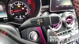 Mercedes-Benz C 63 AMG, снимка 9