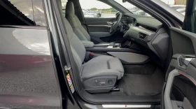 Audi E-Tron 55 SLine Softclose Headup Distronic Keyless Matrix, снимка 12