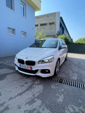 BMW 218