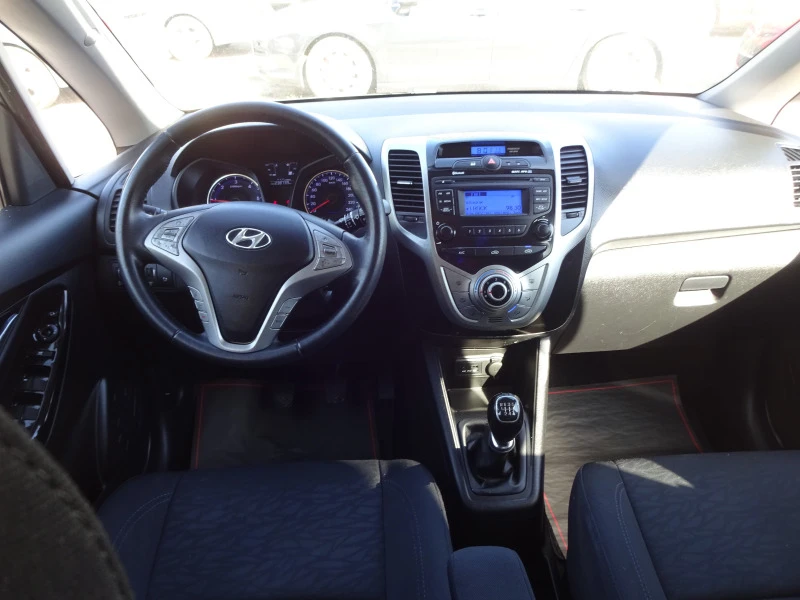 Hyundai Ix20 1.4CRDI, снимка 9 - Автомобили и джипове - 45277715