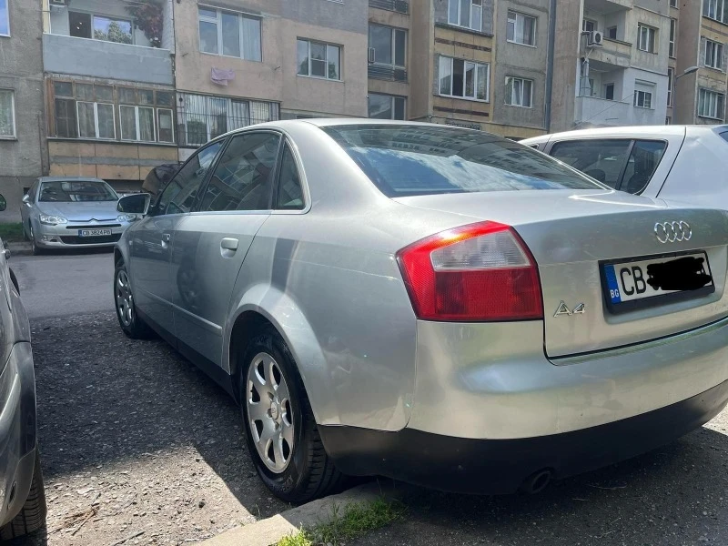 Audi A4 2.0 , снимка 4 - Автомобили и джипове - 47158235