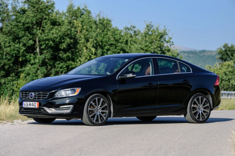 Volvo S60 T5 , снимка 2 - Автомобили и джипове - 46794960