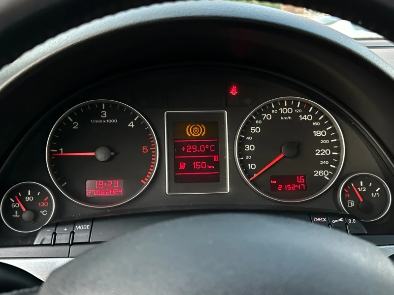 Audi A4 1.9TDi 116к.с * Климатроник* , снимка 15 - Автомобили и джипове - 47430974