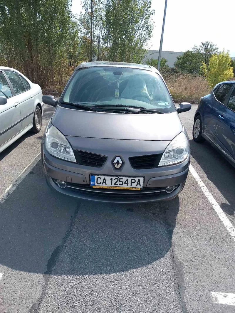 Renault Scenic, снимка 7 - Автомобили и джипове - 47345047