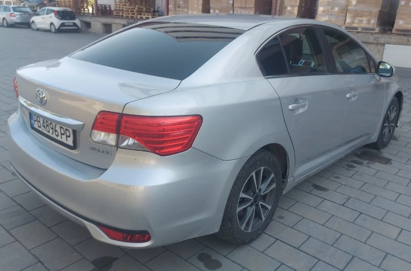 Toyota Avensis  2.0 D4D 126 к.с., снимка 3 - Автомобили и джипове - 47362824