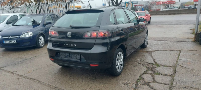 Seat Ibiza 1.2I KLIMATIK, снимка 8 - Автомобили и джипове - 48239156