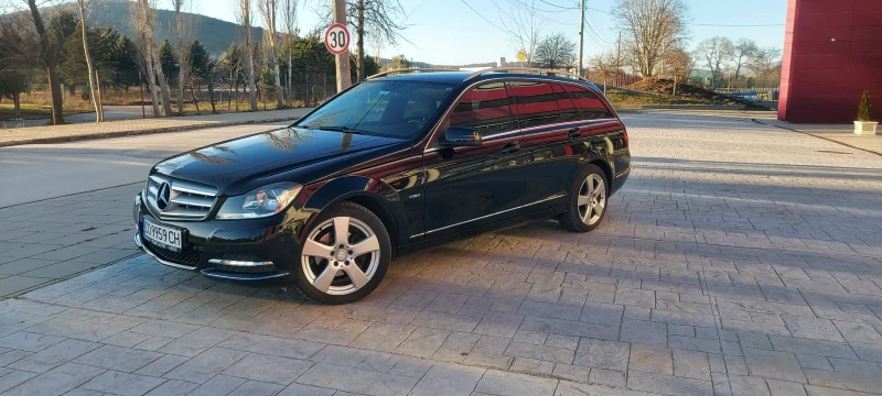 Mercedes-Benz C 220, снимка 1 - Автомобили и джипове - 48266764