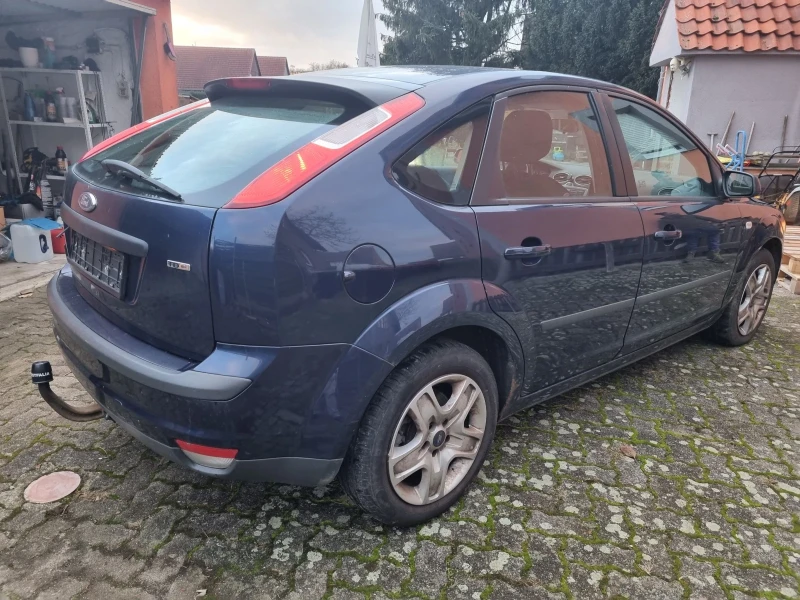 Ford Focus 1.8 ТДЦИ 116 коня Германия климатик, снимка 3 - Автомобили и джипове - 48520540