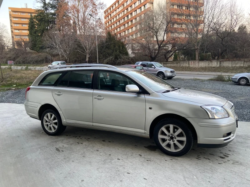 Toyota Avensis, снимка 3 - Автомобили и джипове - 48544845