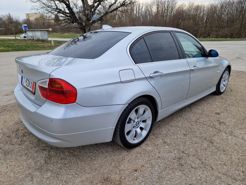 BMW 330 3.0D 231к.с., снимка 8 - Автомобили и джипове - 49468543