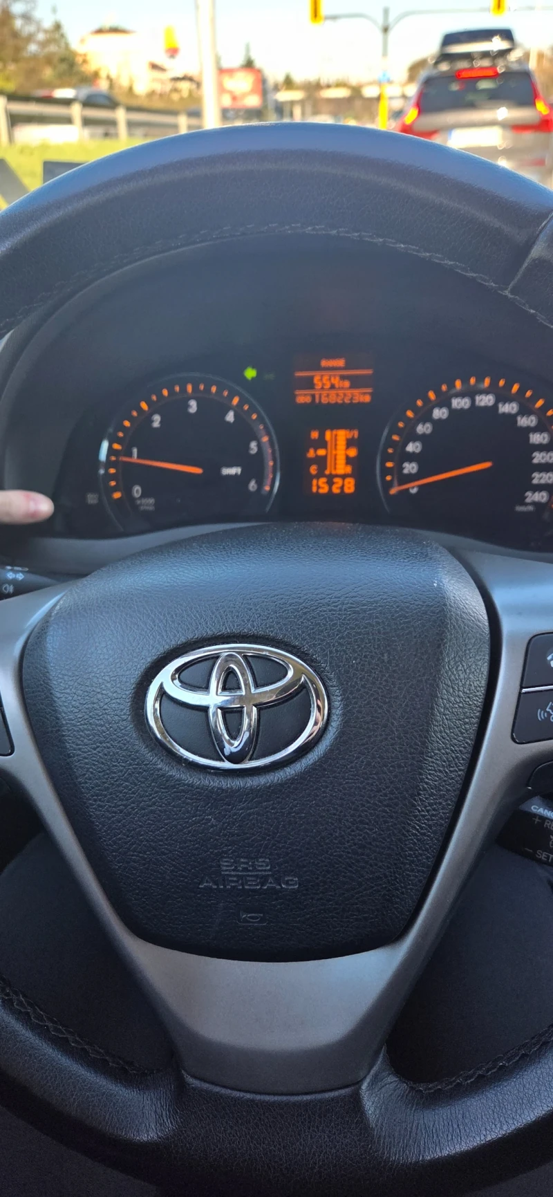 Toyota Avensis T27 комби, снимка 10 - Автомобили и джипове - 51088265