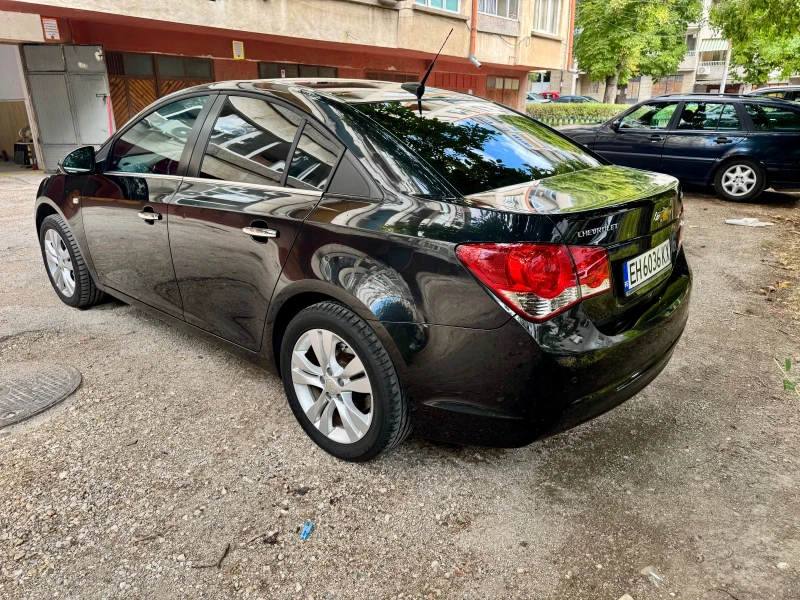 Chevrolet Cruze Avtomat Navi Keyless Camera, снимка 9 - Автомобили и джипове - 51568718