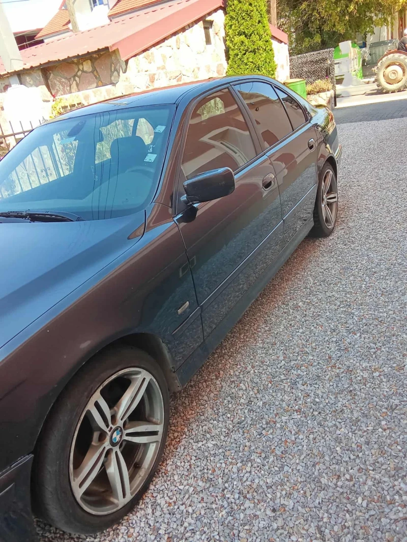 BMW 530, снимка 6 - Автомобили и джипове - 52434521