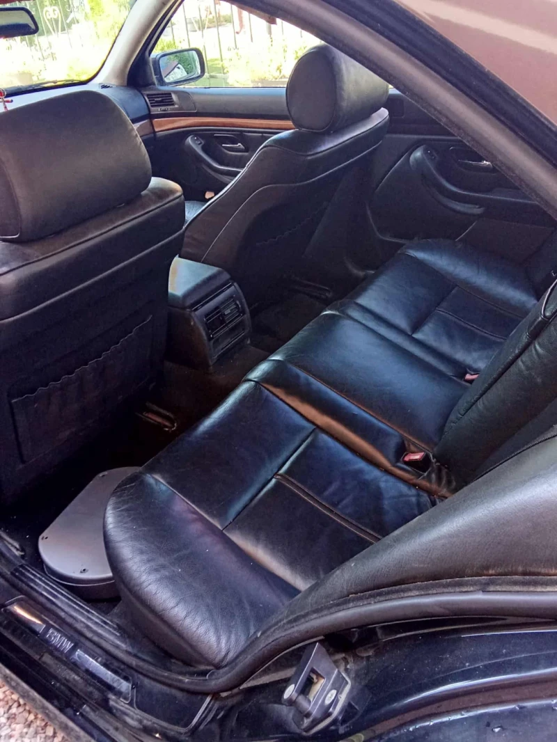 BMW 530, снимка 7 - Автомобили и джипове - 52434521