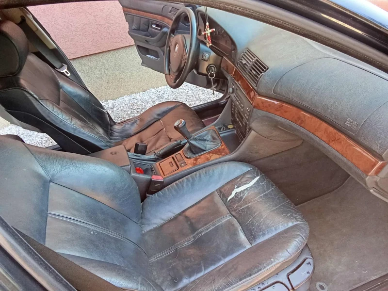 BMW 530, снимка 10 - Автомобили и джипове - 52434521