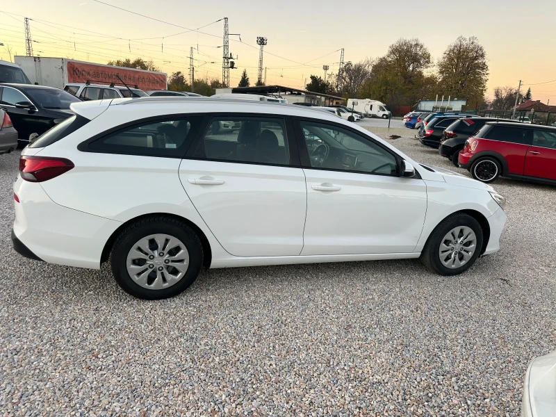 Hyundai I30 1.6 crdi, снимка 7 - Автомобили и джипове - 52495170