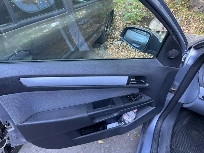Opel Astra, снимка 8 - Автомобили и джипове - 52514969