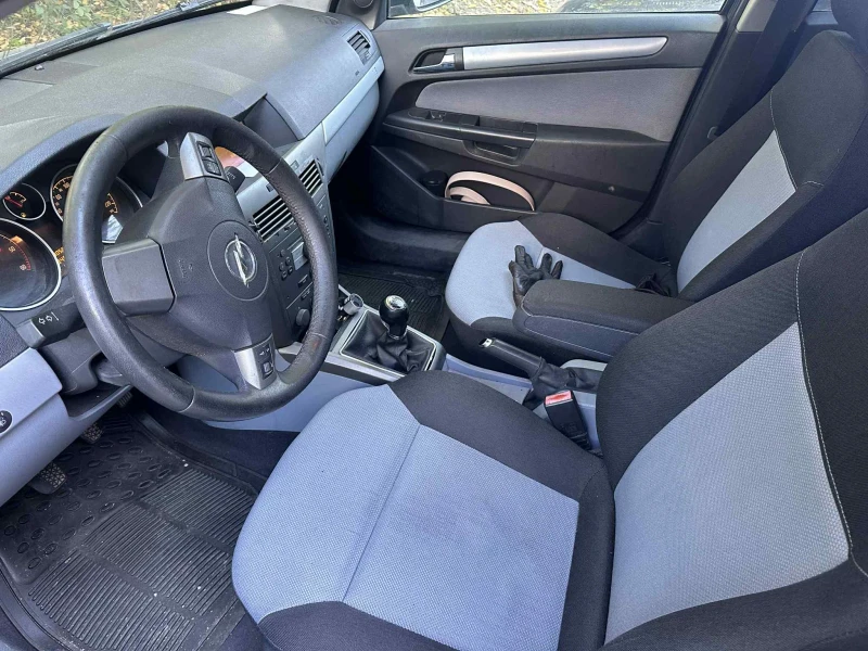 Opel Astra, снимка 7 - Автомобили и джипове - 52514969