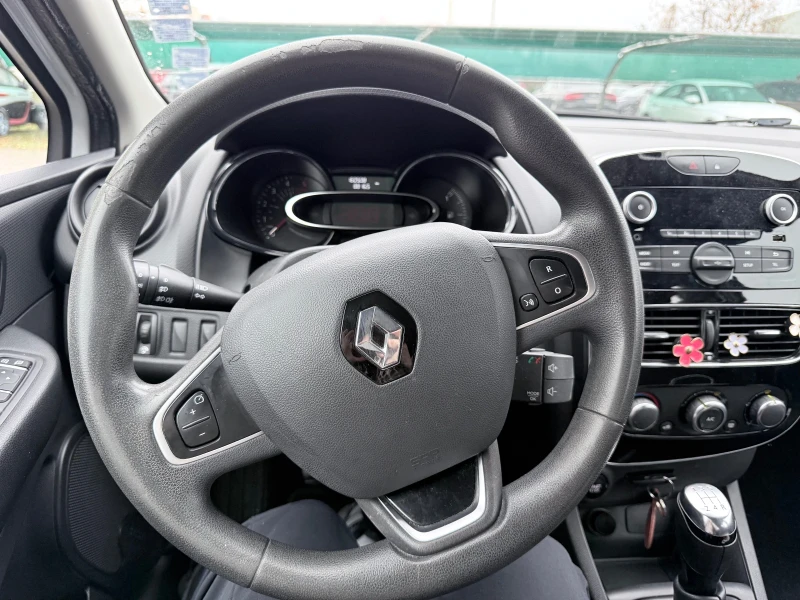 Renault Clio, снимка 7 - Автомобили и джипове - 52565947
