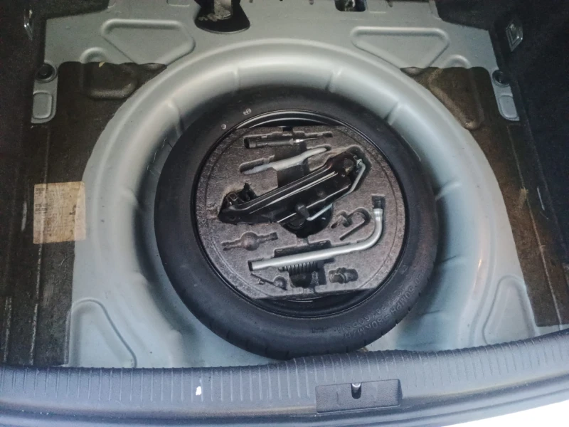 VW Golf, снимка 15 - Автомобили и джипове - 52899997