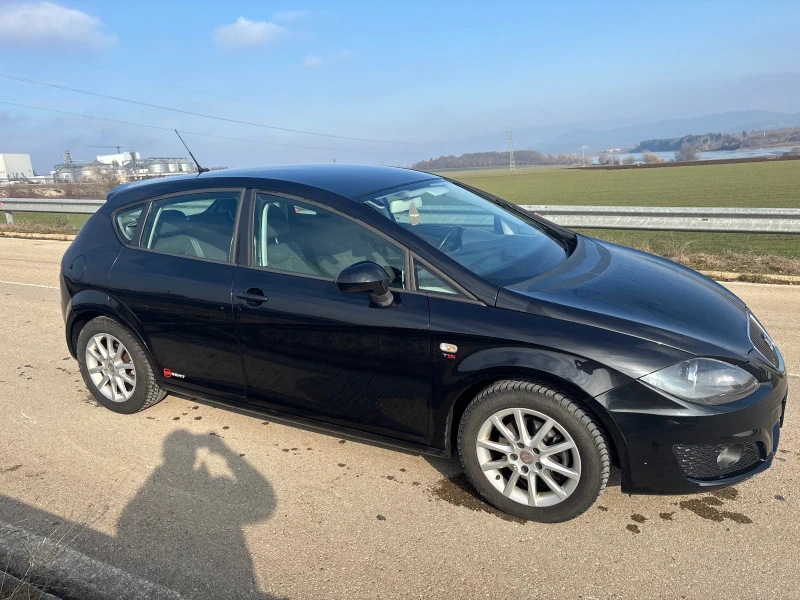 Seat Leon 2.0 TDI 140, снимка 8 - Автомобили и джипове - 53202716