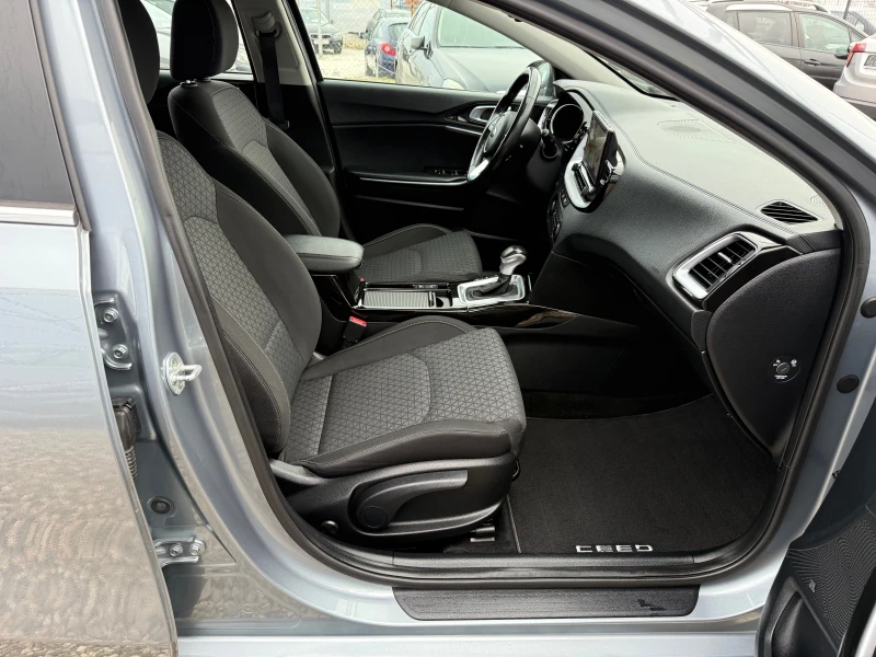 Kia Ceed 1.6 d, снимка 16 - Автомобили и джипове - 53384035