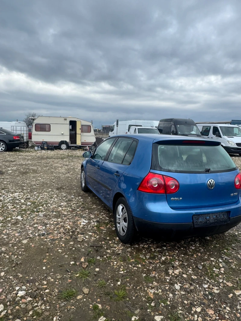 VW Golf, снимка 5 - Автомобили и джипове - 53414175
