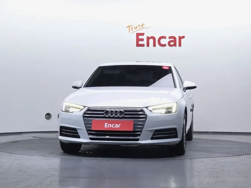 Audi A4 2.0 TDI, снимка 3 - Автомобили и джипове - 53676255