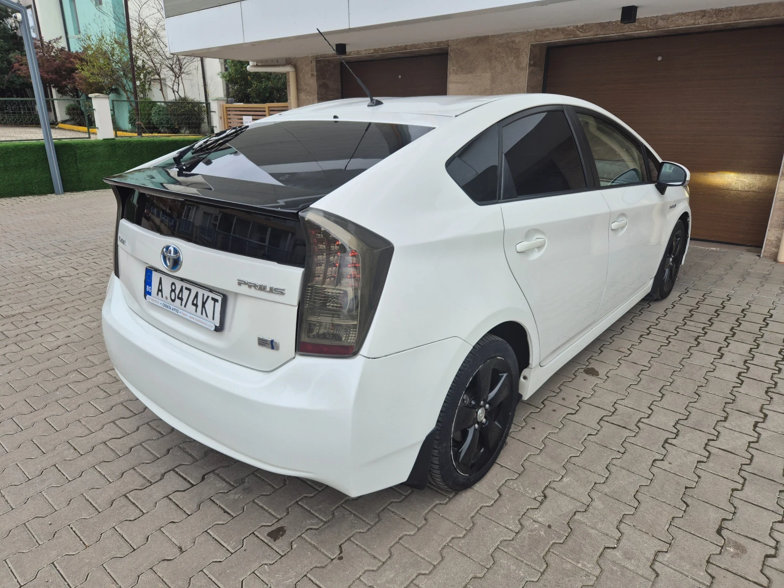 Toyota Prius 1.8* NAVI* KAMERA* HEAD-UP* KEYLESS* KLIMATRONIK*  - изображение 5