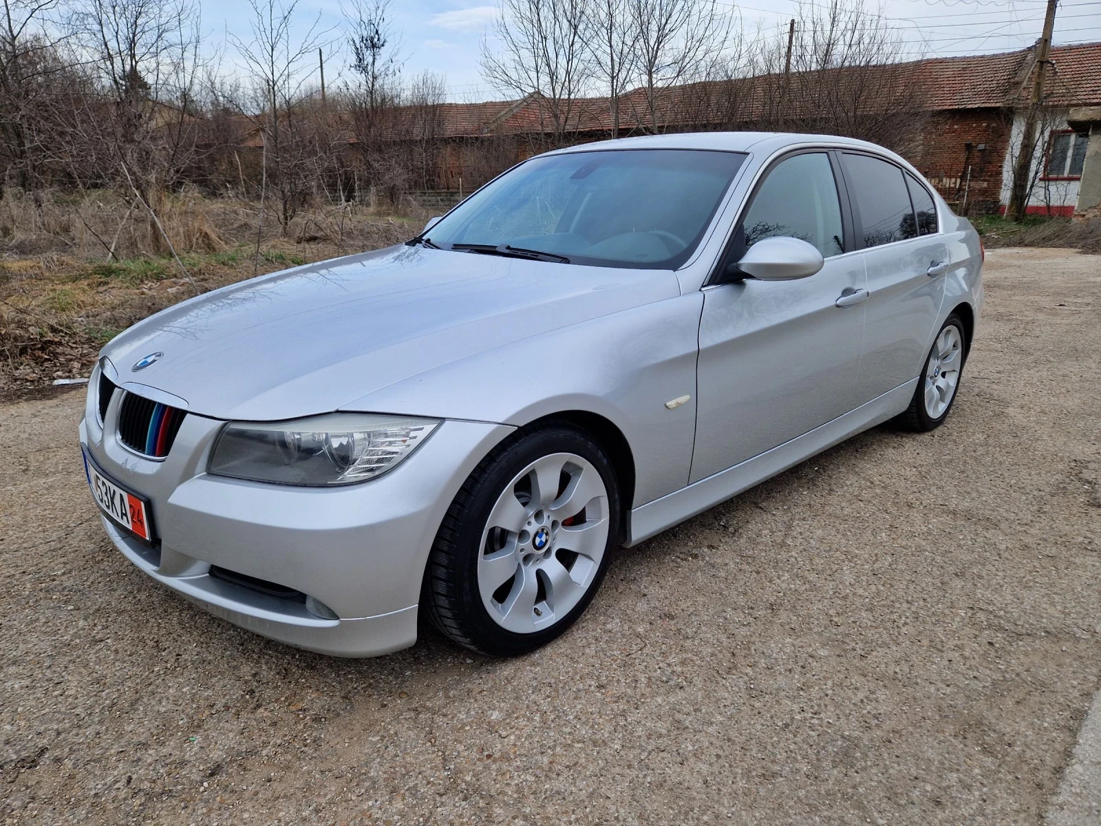 BMW 330 3.0D 231к.с. - изображение 2