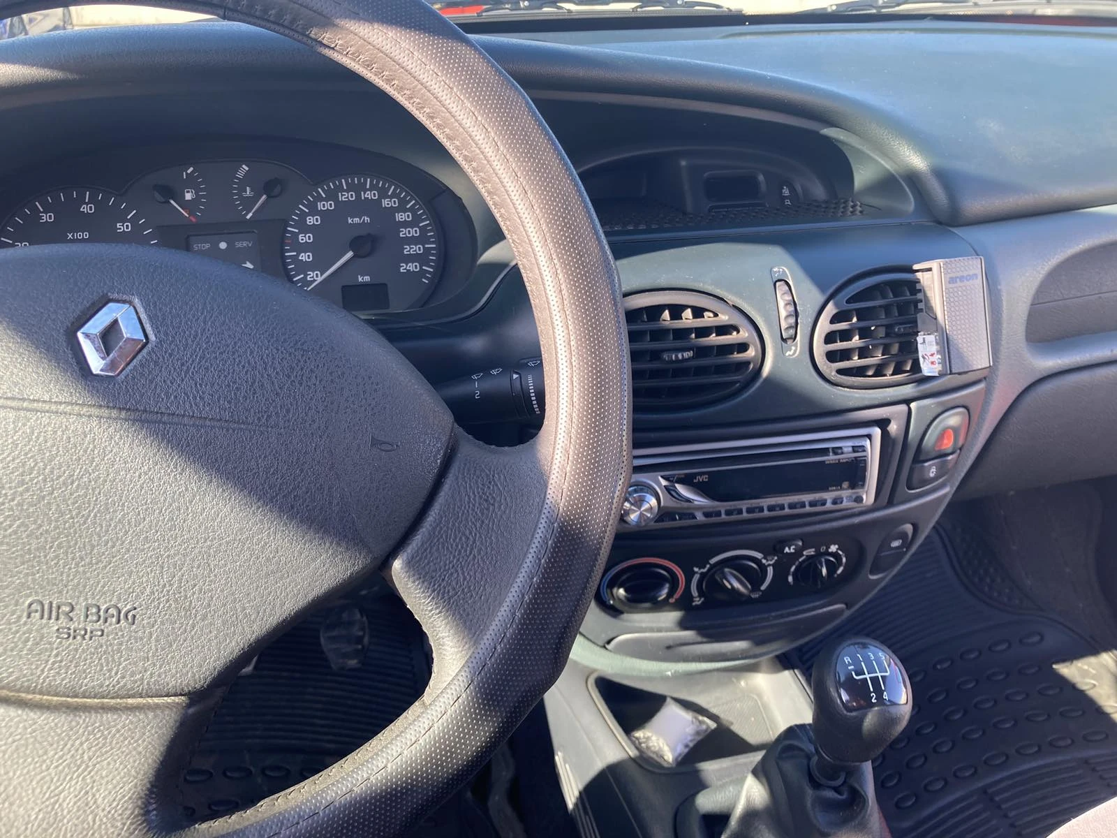 Renault Megane  - изображение 4