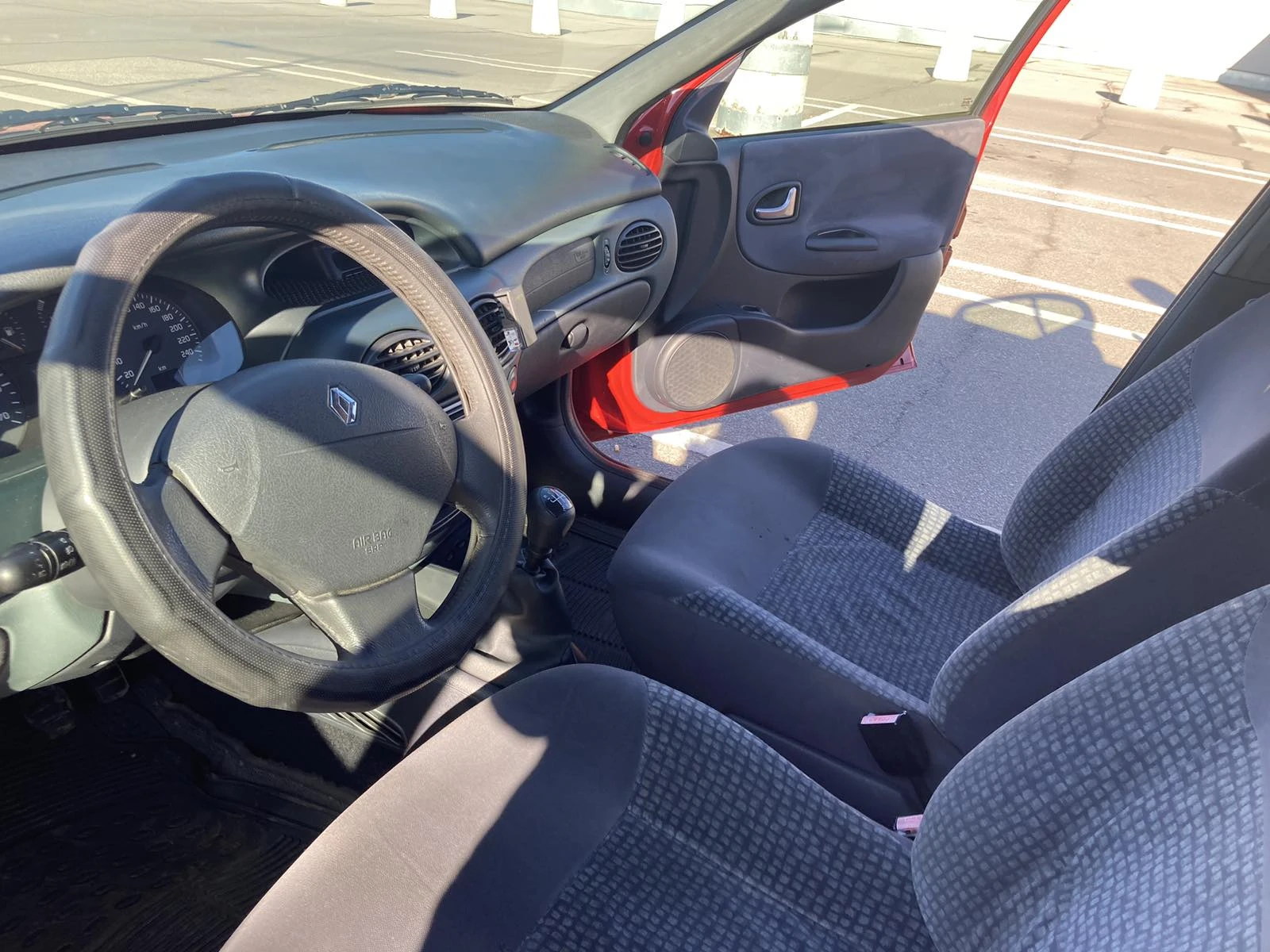 Renault Megane  - изображение 5