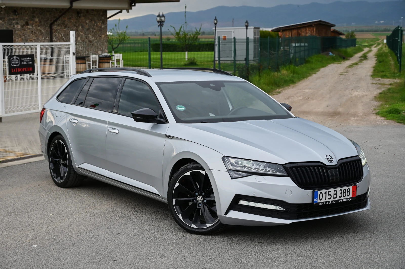 Skoda Superb 2.0TDI* SPORTLINE* DIGITAL* КАМЕРА* ACC*  - изображение 6