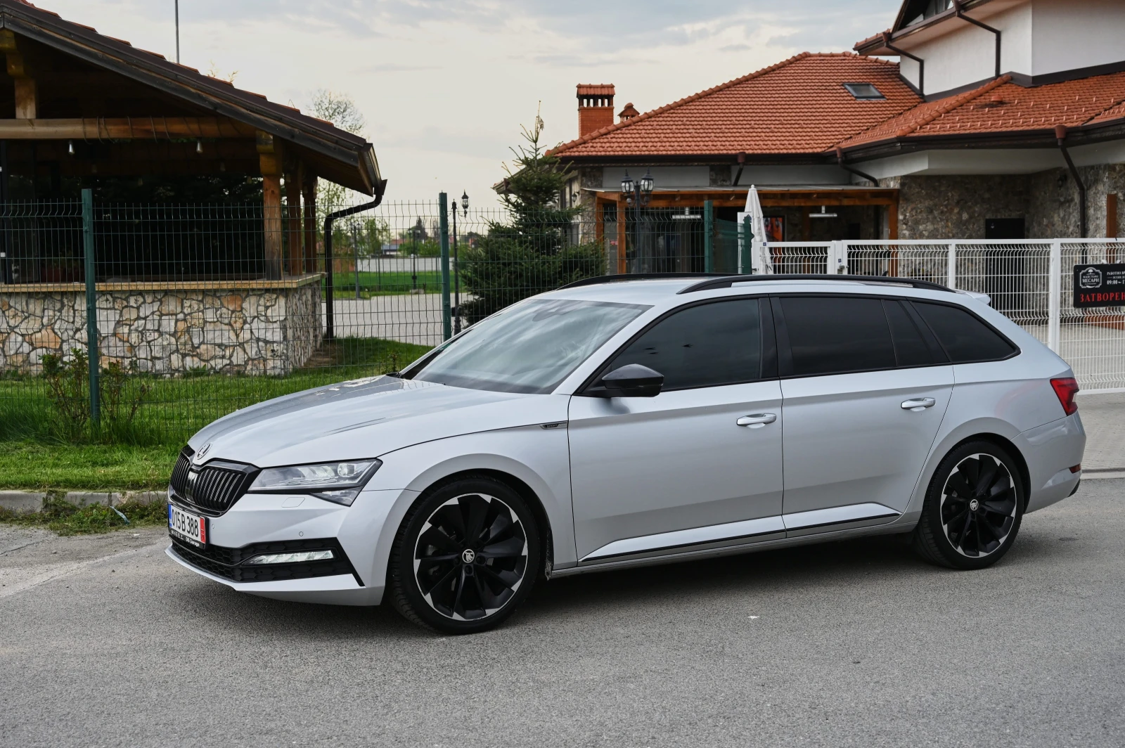 Skoda Superb 2.0TDI* SPORTLINE* DIGITAL* КАМЕРА* ACC*  - изображение 5